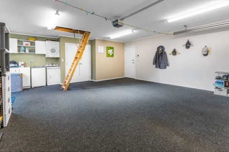 Photo of property in 1 Gibraltar Street, Howick, Auckland, 2014