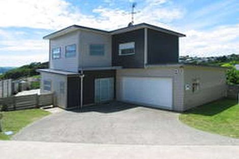 Photo of property in 8 Milford Street, Aotea, Porirua, 5024