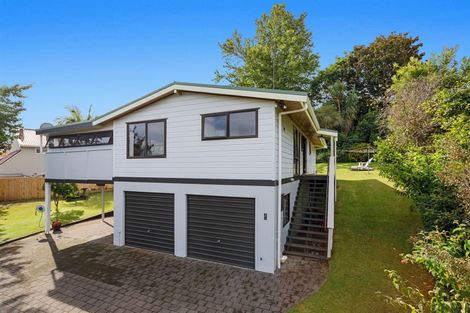 Photo of property in 2 Windsor Rise, Whakatane, 3120