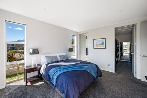 Photo of property in 11 Sunnyside Lane, Wanaka, 9305