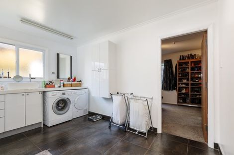 Photo of property in 7 Krishna Way, Khandallah, Wellington, 6035