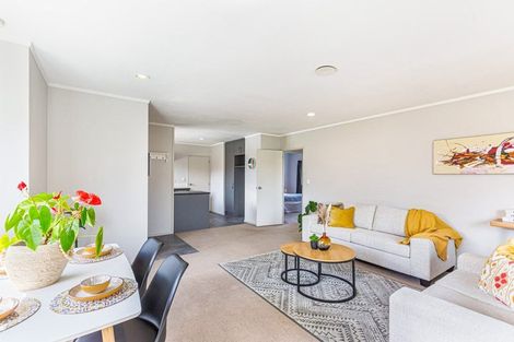 Photo of property in 3/520 Don Buck Road, Westgate, Auckland, 0614