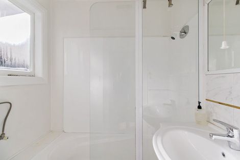 Photo of property in 16 Memorial Avenue, Parkside, Timaru, 7910