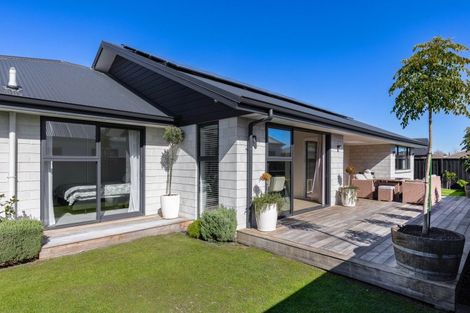 Photo of property in 33 Nikau Drive, Redwoodtown, Blenheim, 7201