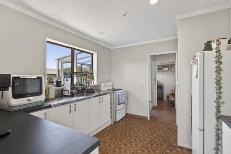 Photo of property in 18 Jade Place, Bell Block, New Plymouth, 4312