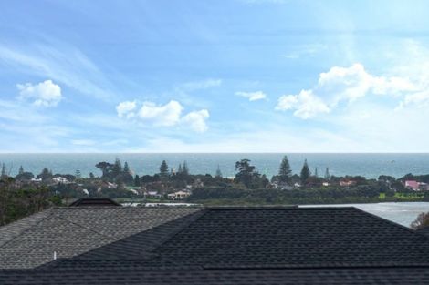 Photo of property in 32 Miller Rise, Silverdale, 0932