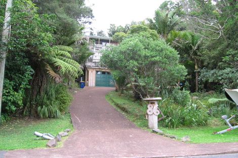 Photo of property in 86 Wood Bay Road, Titirangi, Auckland, 0604