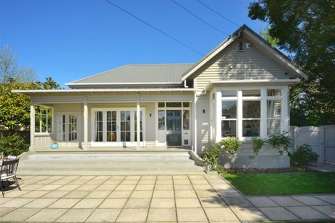 Photo of property in 18 Daresbury Lane, Fendalton, Christchurch, 8014