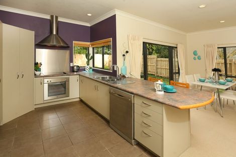 Photo of property in 107a Glendale Road, Glen Eden, Auckland, 0602