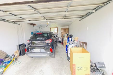 Photo of property in 49 Santiago Crescent, Unsworth Heights, Auckland, 0632