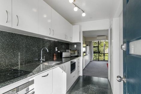 Photo of property in 12/31 Blease Street, New Lynn, Auckland, 0600