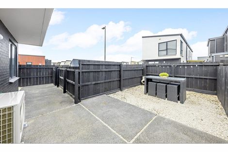 Photo of property in 22 Dignity Street, Papakura, 2110