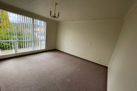 Photo of property in 22 Bearing West Court, Paraparaumu, 5032