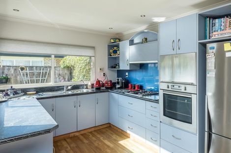 Photo of property in 10 Glen Loch Place, Paraparaumu, 5032