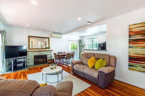 Photo of property in 90 Monarch Avenue, Hillcrest, Auckland, 0627