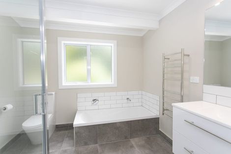 Photo of property in 14 Turere Place, Otamatea, Whanganui, 4501