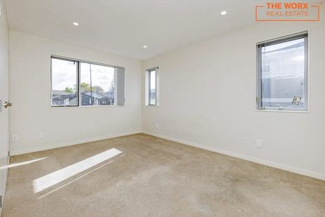 Photo of property in 11 Regis Park Drive, Pukekohe, 2120