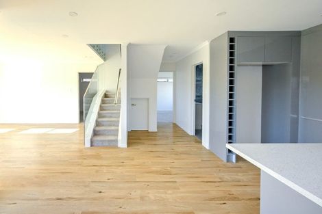 Photo of property in 69b Great South Road, Manurewa, Auckland, 2102