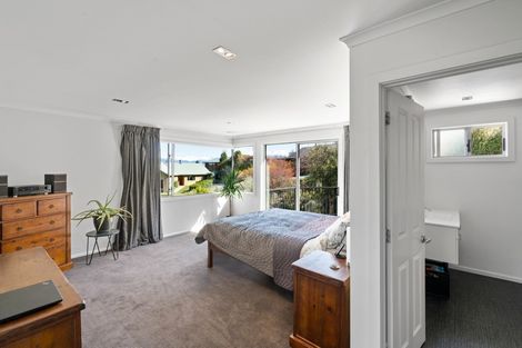 Photo of property in 17 Trevathan Lane, Wanaka, 9305