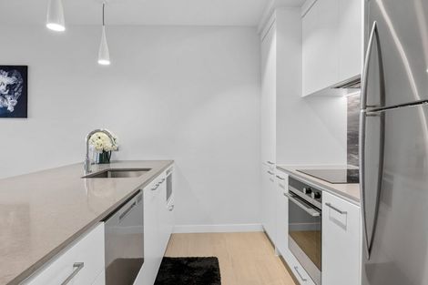 Photo of property in The Victor, 506/4 Bute Road, Browns Bay, Auckland, 0630