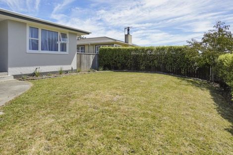 Photo of property in 6 Tararua Terrace, Cloverlea, Palmerston North, 4412