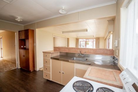 Photo of property in 88 Pipiroa Road, Ngatea, 3503