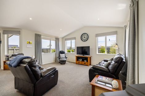 Photo of property in 4 Loe Place, Amberley, 7410