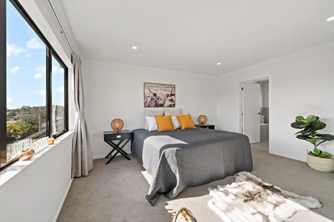 Photo of property in 19 Ti Kouka Lane, Sandringham, Auckland, 1025