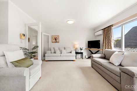 Photo of property in 52 Queens Grove, Hutt Central, Lower Hutt, 5010