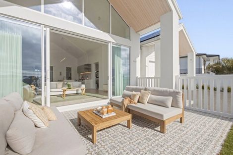Photo of property in 24 Montiicola Drive, Papamoa Beach, Papamoa, 3118