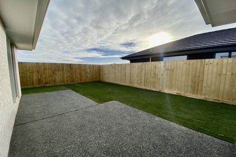 Photo of property in 126 Kennedys Bush Road, Halswell, Christchurch, 8025