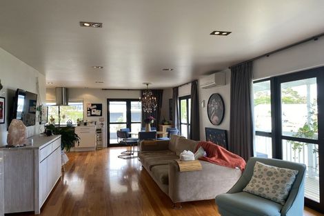 Photo of property in 4 Kakariki Road, Ngunguru, Whangarei, 0173