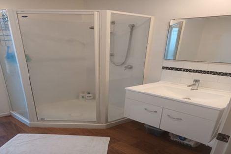 Photo of property in 3 Gazelle Avenue, Beach Haven, Auckland, 0626