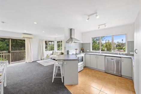 Photo of property in 19b Landow Place, Henderson, Auckland, 0612