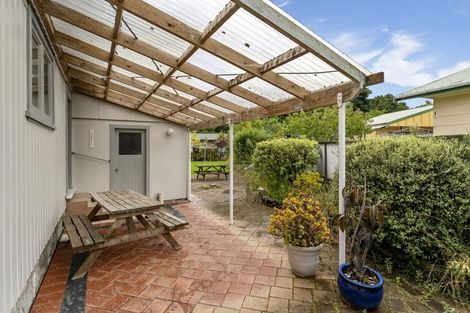 Photo of property in 108 Rahui Road, Otaki, 5512