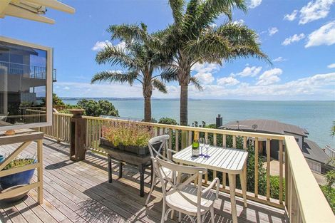 Photo of property in 28 Crispe Road, Clarks Beach, 2122