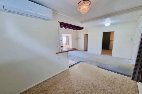 Photo of property in 4 Brian Crescent, Stanmore Bay, Whangaparaoa, 0932