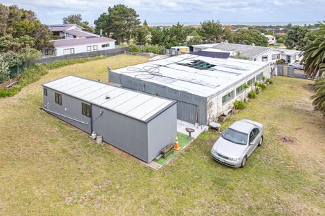 Photo of property in 44 Rangiora Street, Castlecliff, Wanganui, 4501