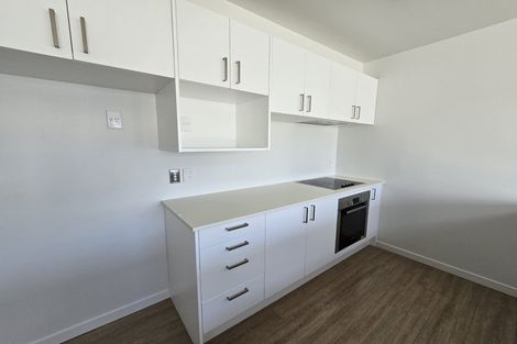 Photo of property in 2d/136 Stancombe Road, Flat Bush, Auckland, 2016