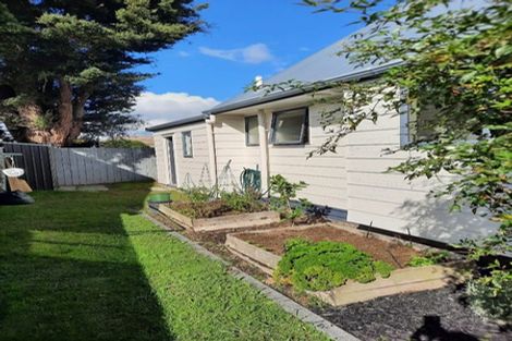 Photo of property in 15a Odette Street, Bader, Hamilton, 3206