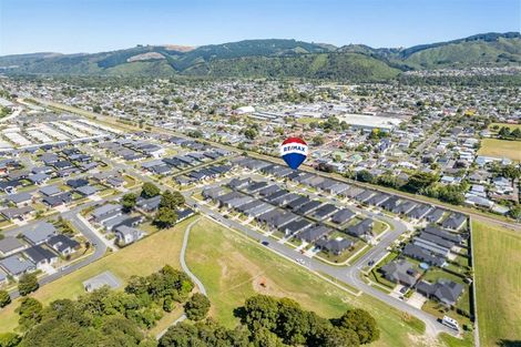 Photo of property in 34 Te Kaeaea Crescent, Wallaceville, Upper Hutt, 5018