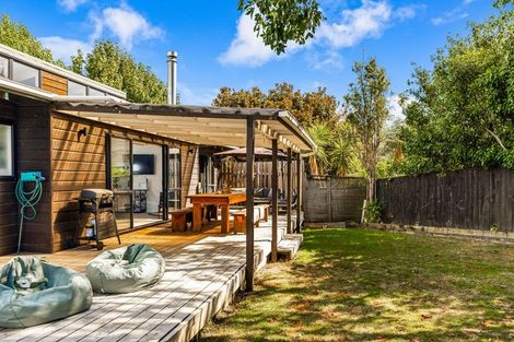 Photo of property in 10 Tokay Place, Huapai, Kumeu, 0810