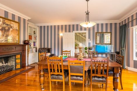 Photo of property in 69 Glenross Street, Glenross, Dunedin, 9011