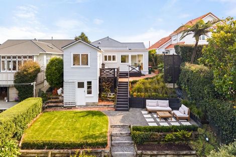 Photo of property in 55 Cashmere Avenue, Khandallah, Wellington, 6035
