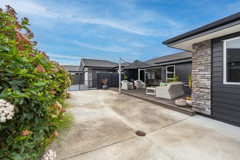 Photo of property in 8 Rakaia Way, Poraiti, Napier, 4112