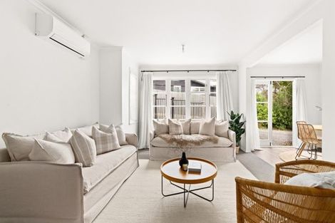 Photo of property in 15 Keirunga Road, Havelock North, 4130