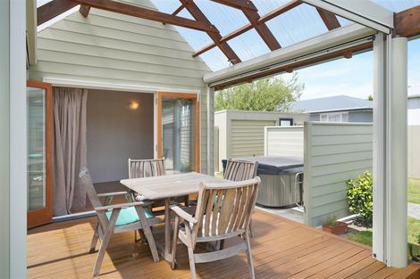 Photo of property in 41 Claridges Road, Casebrook, Christchurch, 8051