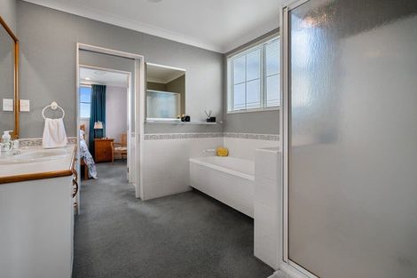 Photo of property in 6 Saint Andrews Drive, Bethlehem, Tauranga, 3110