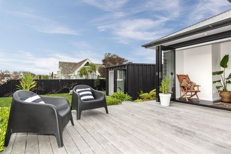 Photo of property in 29 Main Road, Redcliffs, Christchurch, 8081