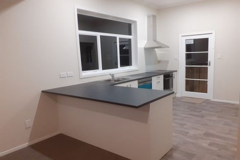 Photo of property in 7 Sinclair Grove, Naenae, Lower Hutt, 5011